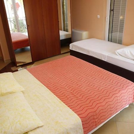 Vila Nara Hotel Vodice Luaran gambar
