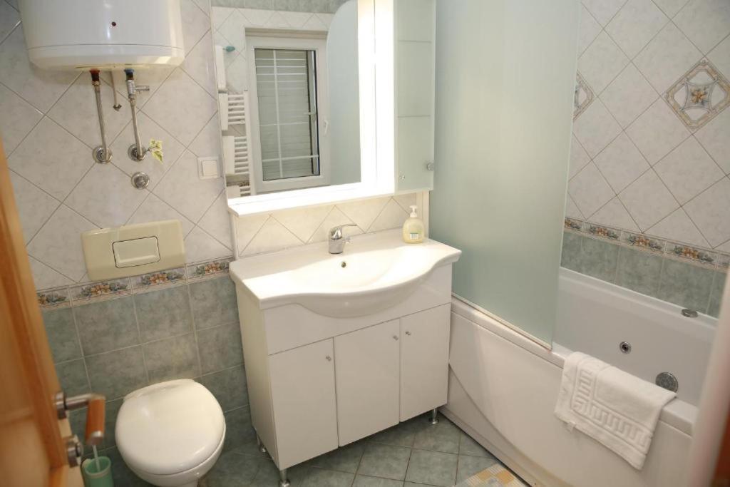 Vila Nara Hotel Vodice Luaran gambar