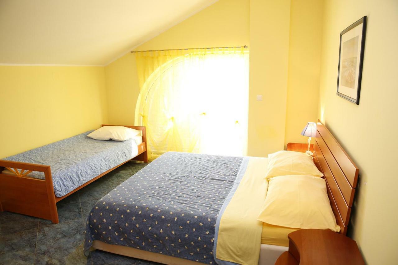 Vila Nara Hotel Vodice Luaran gambar